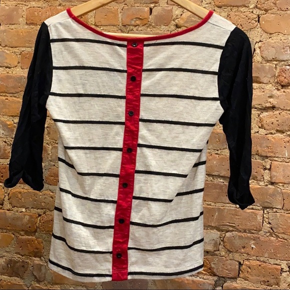 Donated 🖤 3/4 Sleeve Striped Pocket Button Tee - Picture 2 of 5
